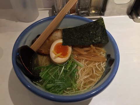 らーめんもお客さんも綺麗！？新宿ルミネにオープンしたラーメン店「AFURI」に行く。