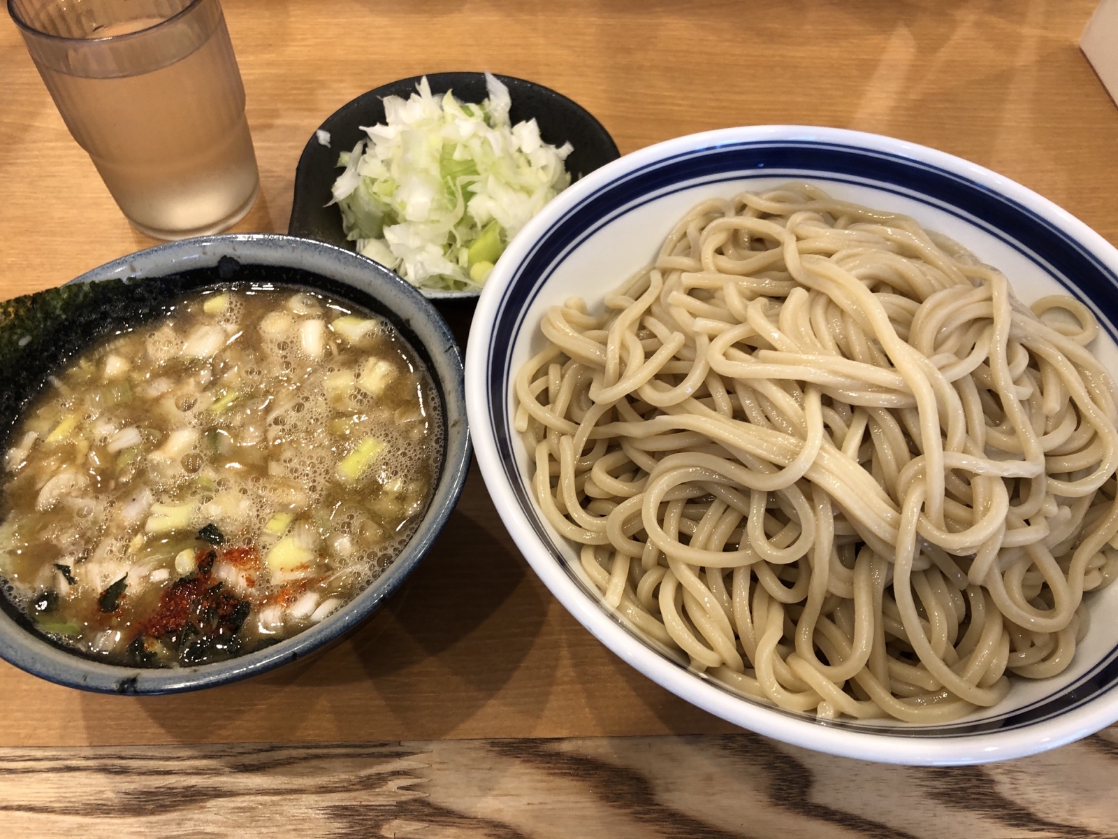 六厘舎の新たな挑戦「孫鈴舎」 動物系つけ麺、東京丸の内に登場